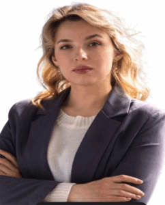 Hiwa schwani – Director